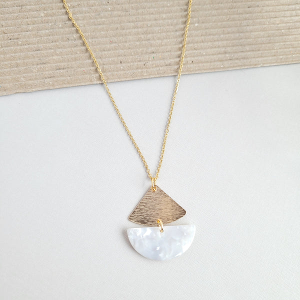 Ava Necklace - Pearl by Spiffy & Splendid